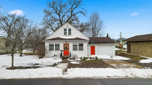 $84,500 | 110 South 3rd Street, Kiester, MN 56051