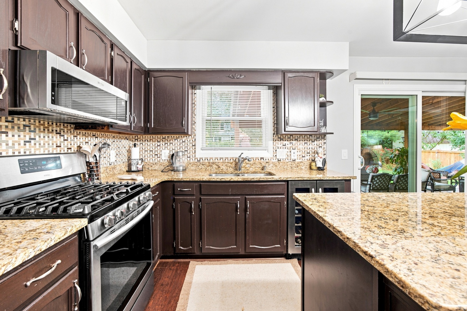 144 Briarcliff Road Montgomery, IL 60538 - Photo 8 of 41 Gallery Image 8