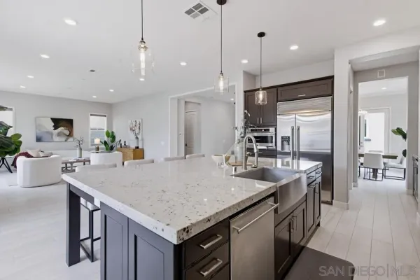 $3,180,000 | 6682 Elegante Way, San Diego, CA 92130