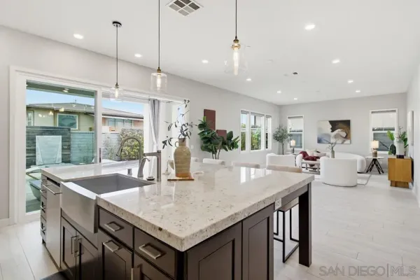 $3,180,000 | 6682 Elegante Way, San Diego, CA 92130