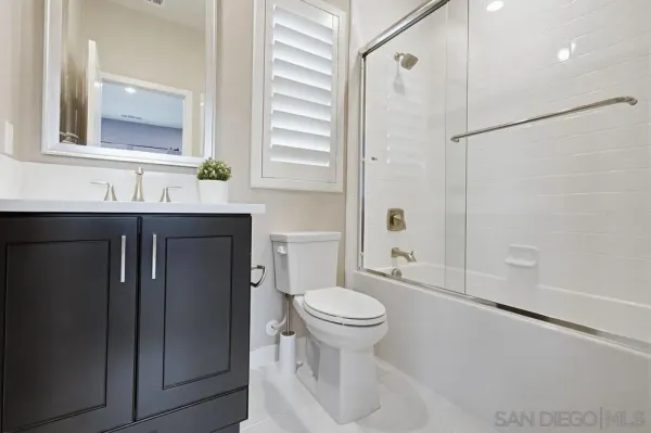 $3,180,000 | 6682 Elegante Way, San Diego, CA 92130
