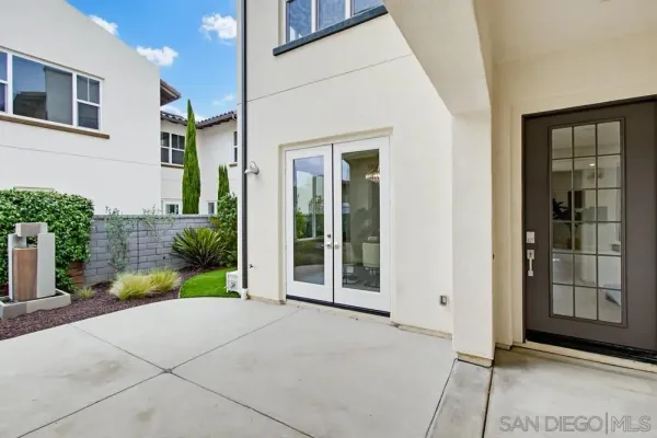 $3,180,000 | 6682 Elegante Way, San Diego, CA 92130