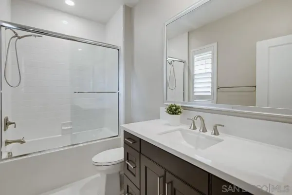 $3,180,000 | 6682 Elegante Way, San Diego, CA 92130
