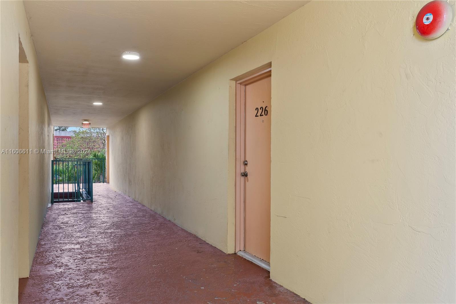 666 West 81st Street, Unit 226 Hialeah, FL 33014 - Photo 15 of 17
