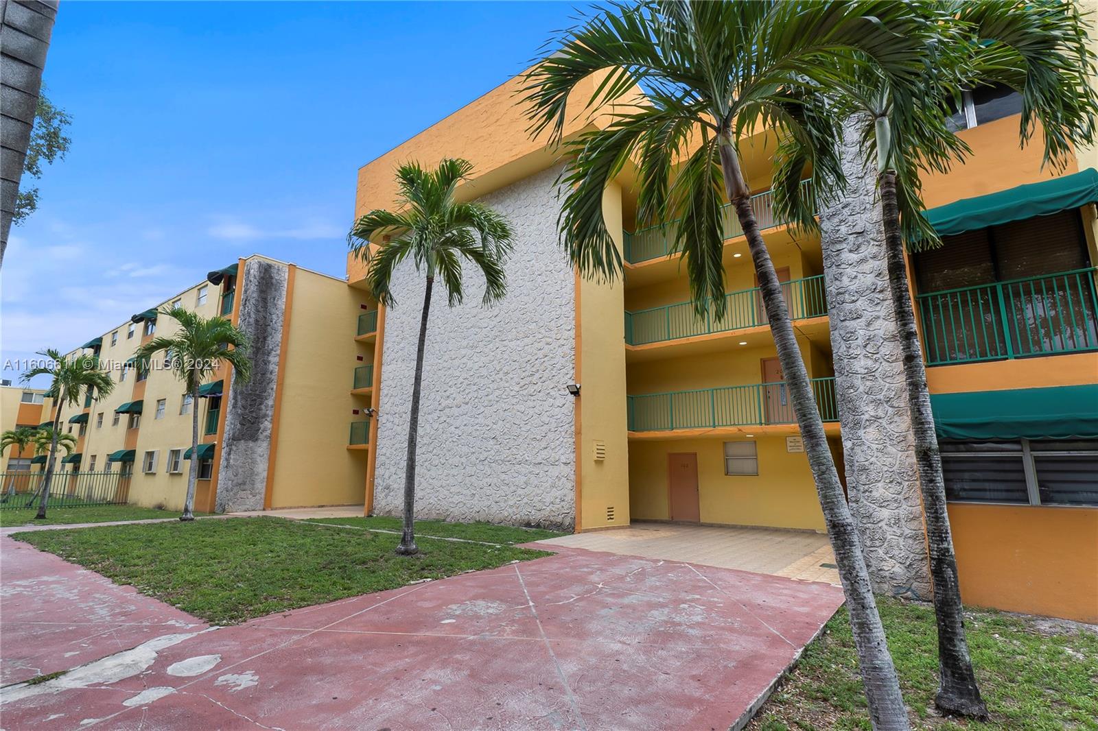 666 West 81st Street, Unit 226 Hialeah, FL 33014 - Photo 4 of 17