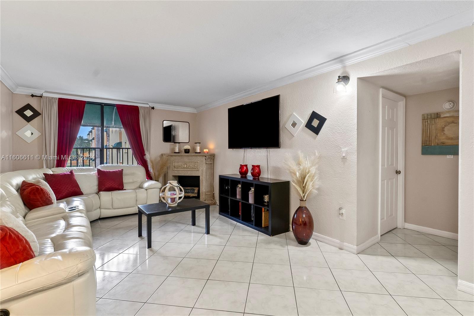 666 West 81st Street, Unit 226 Hialeah, FL 33014 - Photo 8 of 17