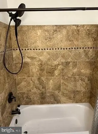 $2,100 | 7 Logan Court, Sicklerville, NJ 08081