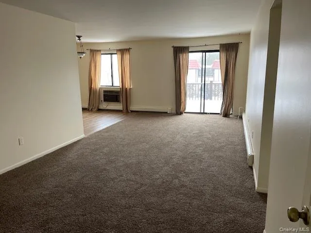 $2,350 | 14 06 Skyline Drive, Unit 6, Fishkill, NY 12524