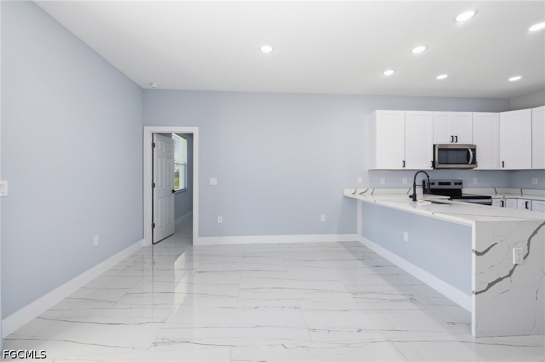 3367 Meadow Road Lehigh Acres, FL 33974 - Photo 7 of 29