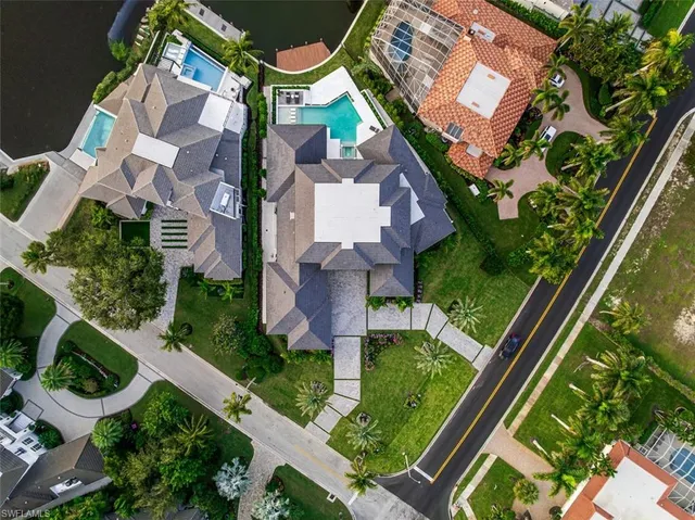 $15,500,000 | 405 Neapolitan Way, Naples, FL 34103