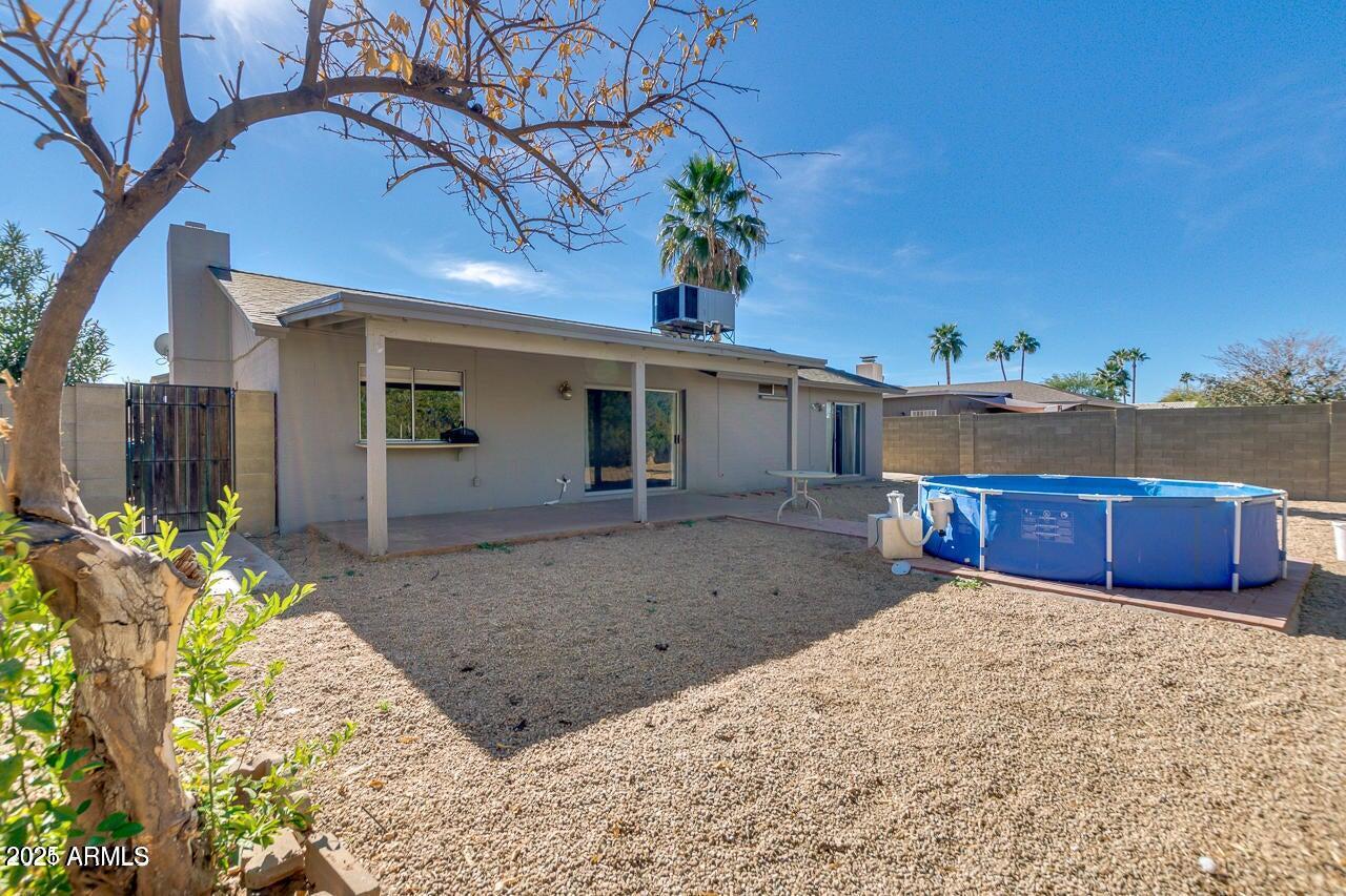 3832 East Bloomfield Road Phoenix, AZ 85032 - Photo 29 of 32 a view of a backyard of the house