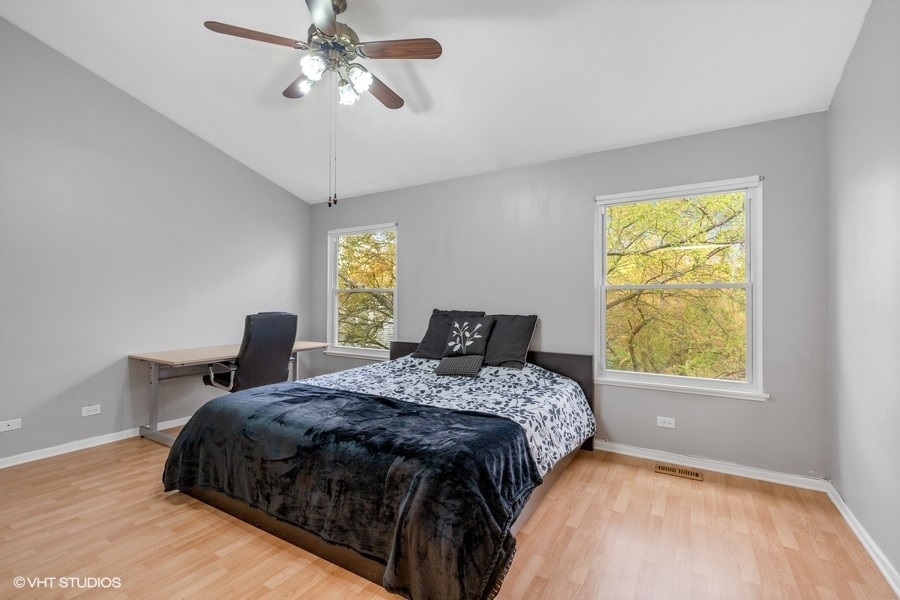 1146 Stillwater Road Elgin, IL 60120 - Photo 10 of 19