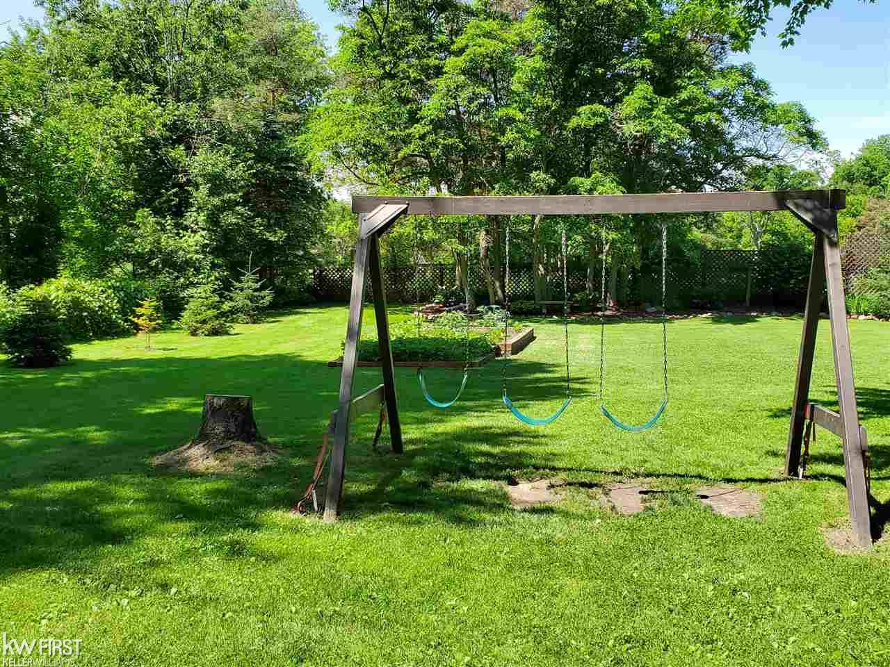 8414 West Dodge Road Montrose, MI 48457 - Photo 70 of 95 50046057-70.JPG