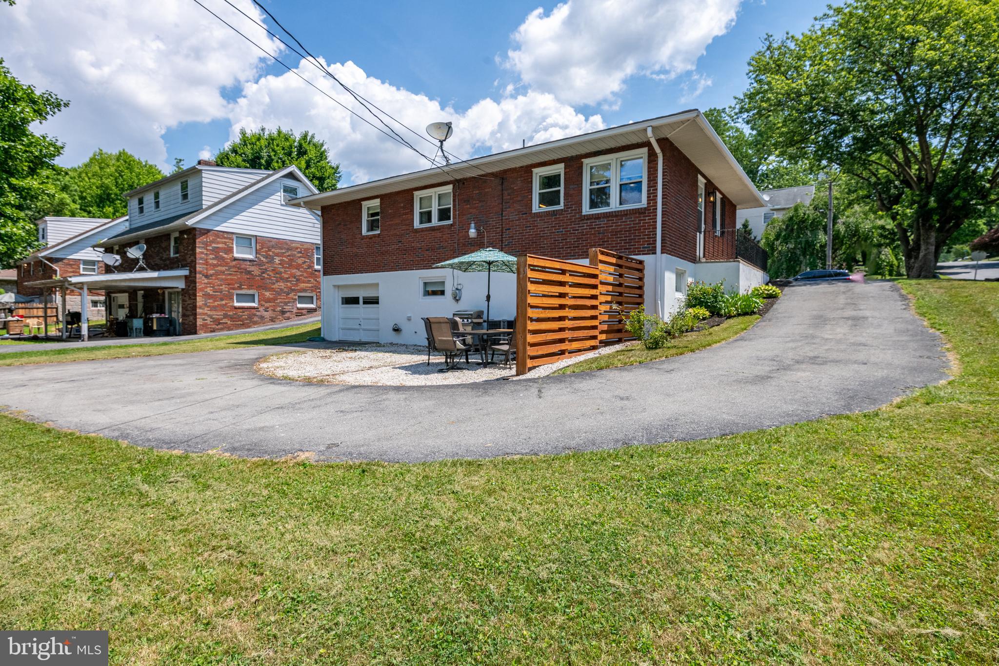 344 Pennwyn Place Reading, PA 19607 - Photo 31 of 33