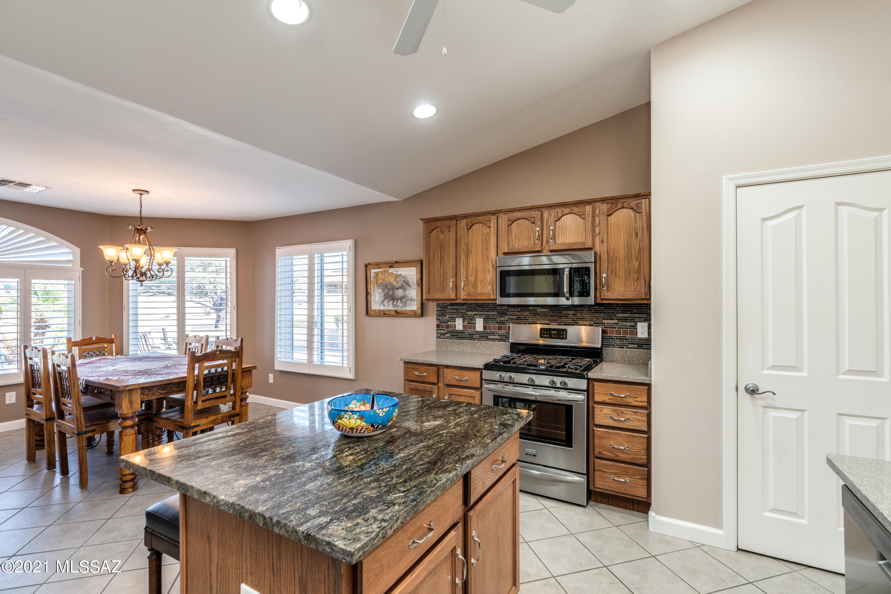 683 North Keyes Road Green Valley, AZ 85614 - Photo 19 of 50