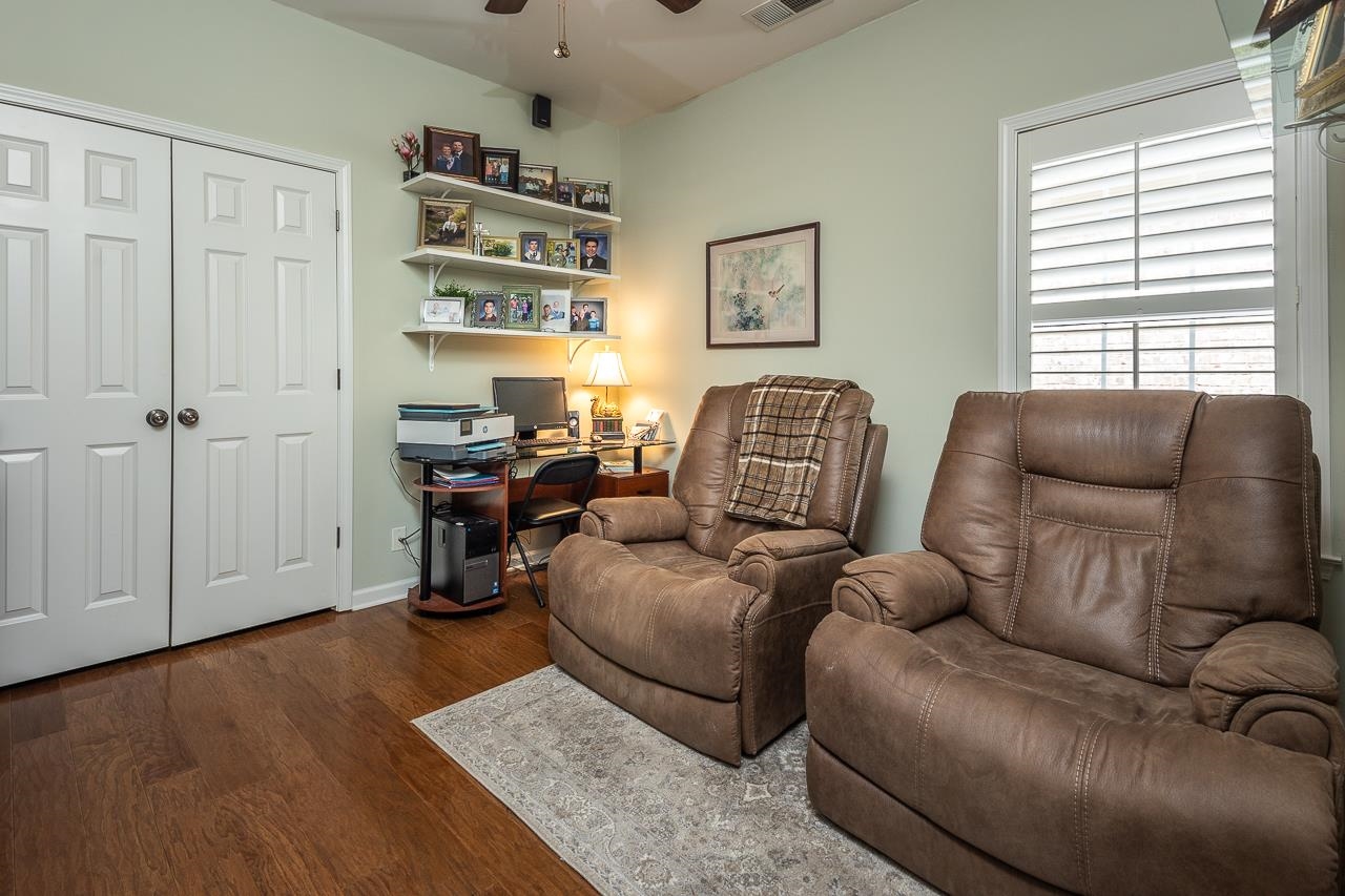 6031 Grayce Drive Bartlett, TN 38134 - Photo 18 of 31 a living room with furniture and a window