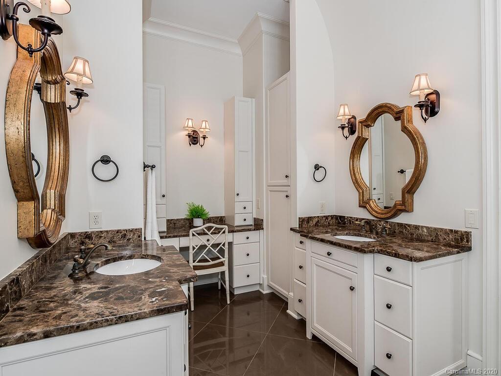 4330 Tottenham Road Charlotte, NC 28226 - Photo 13 of 27 Gallery Image 13