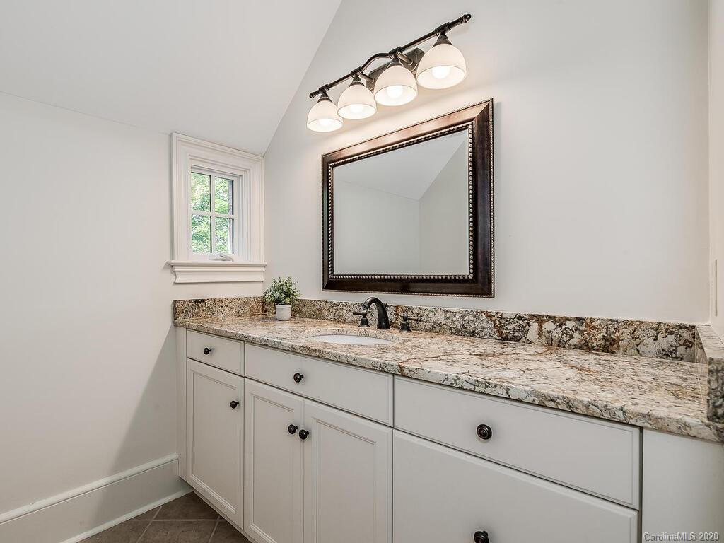 4330 Tottenham Road Charlotte, NC 28226 - Photo 19 of 27 Gallery Image 19
