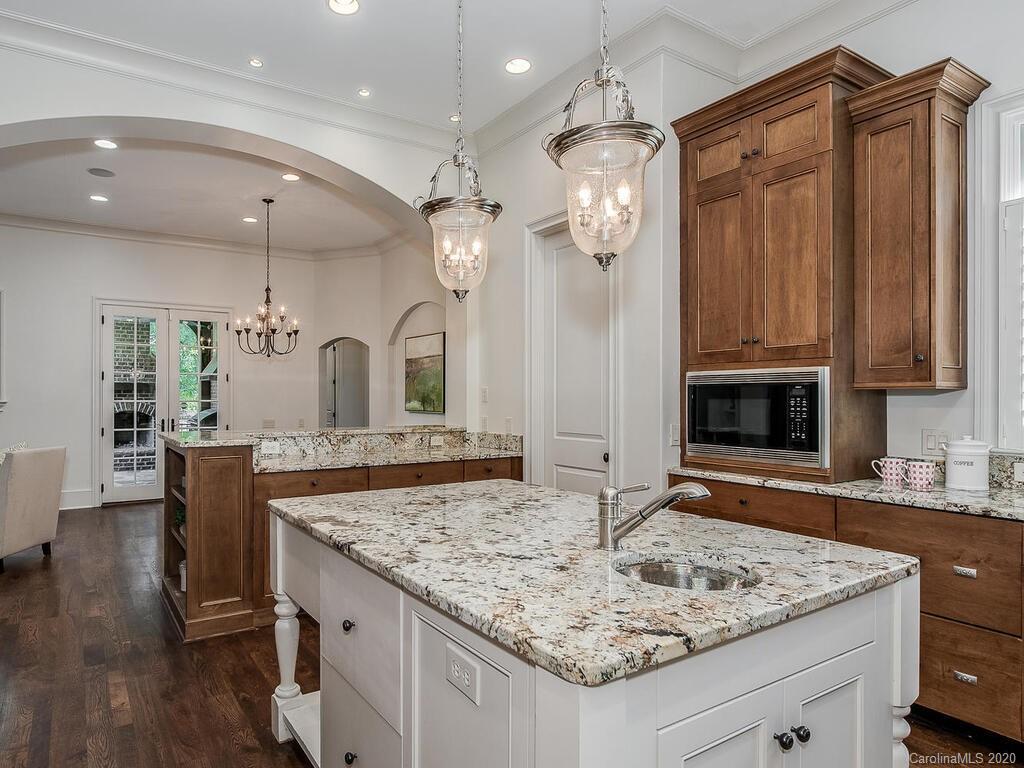 4330 Tottenham Road Charlotte, NC 28226 - Photo 8 of 27 Gallery Image 8