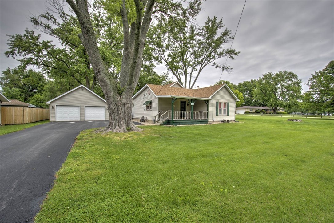 3740 East Greenhill Road Decatur, IL 62521 - Photo 6 of 29