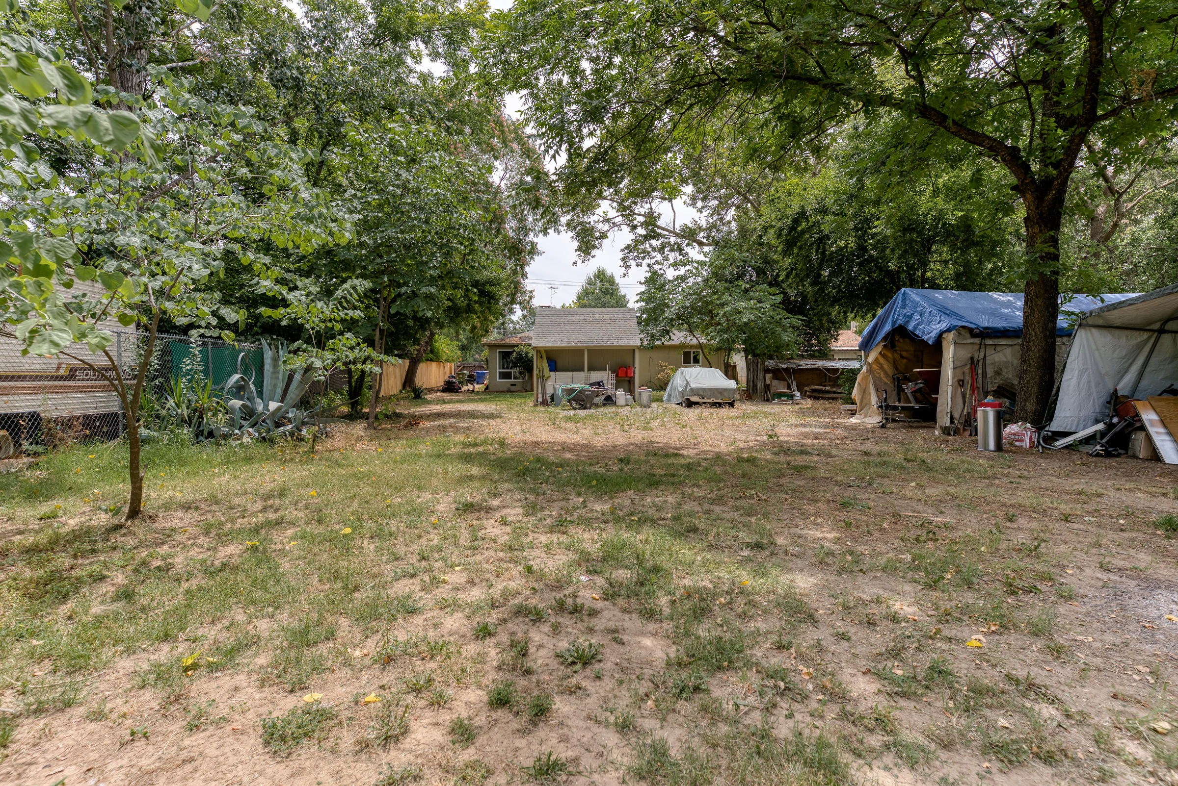 2762 North Bonnyview Road Redding, CA 96001 - Photo 15 of 17 Large lot