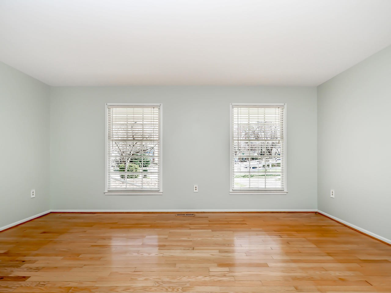 809 Buckle Court Raleigh, NC 27609 - Photo 8 of 30 Photo 8