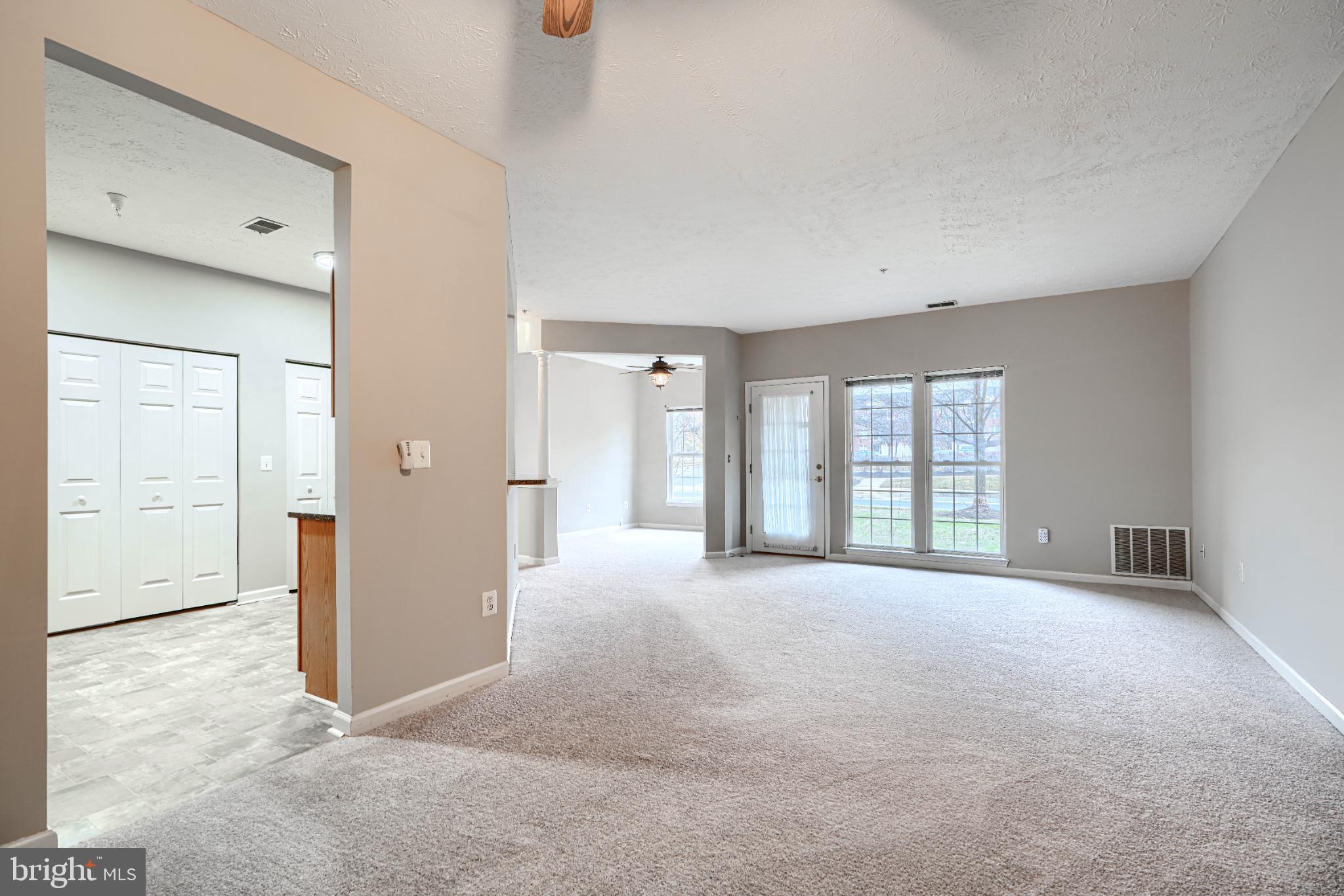 5244 Millfield Road Baltimore, MD 21237 - Photo 3 of 31