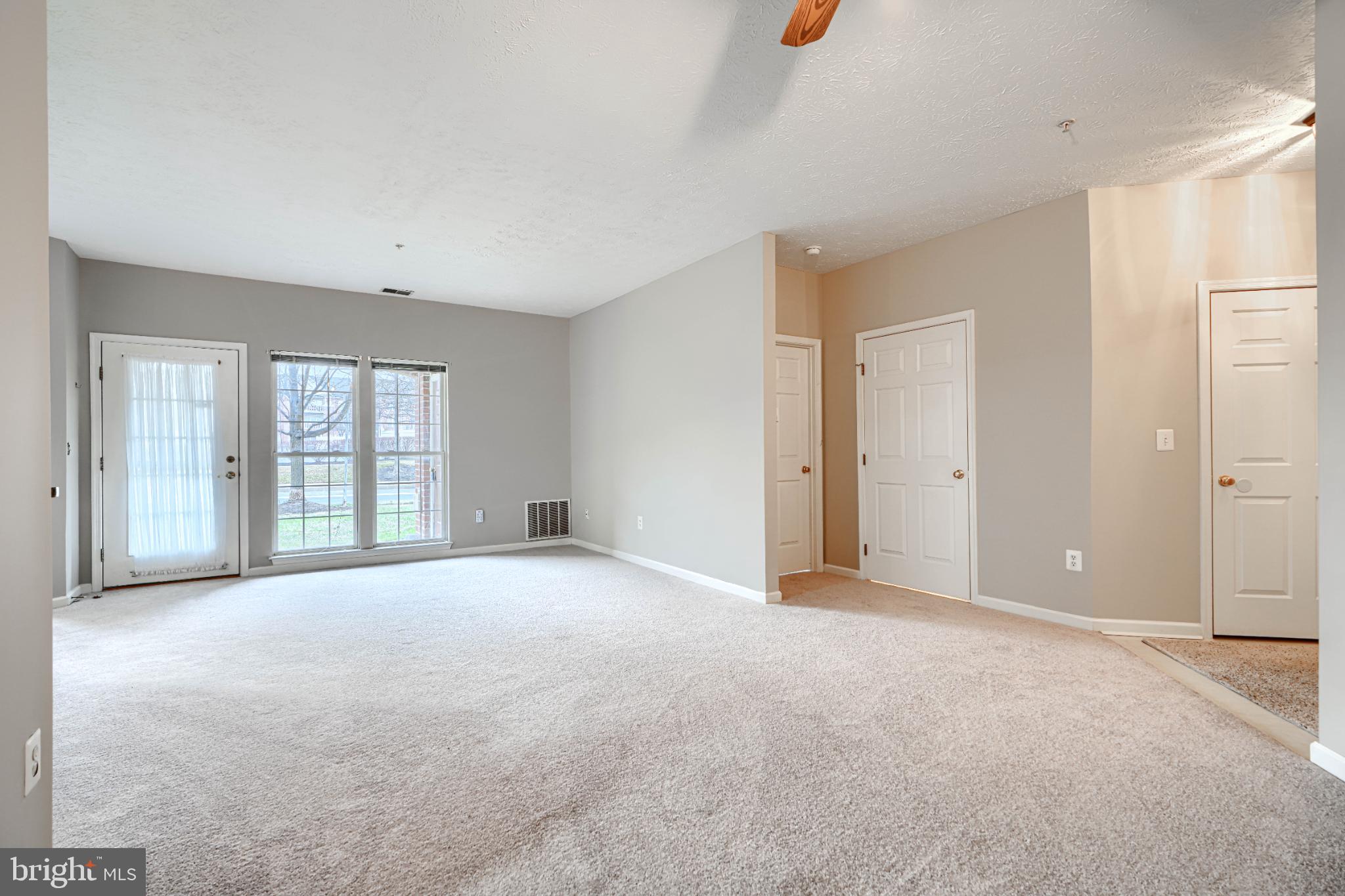 5244 Millfield Road Baltimore, MD 21237 - Photo 4 of 31