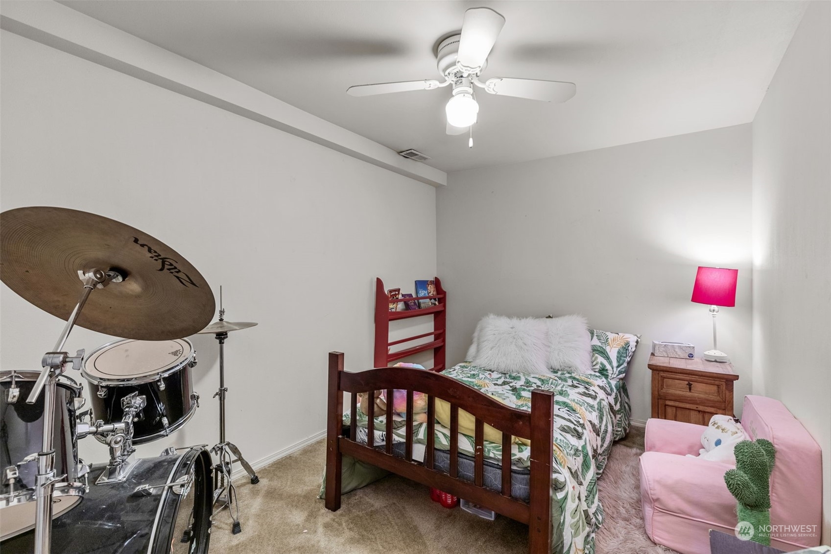 610 View Ridge Drive Everett, WA 98203 - Photo 28 of 35