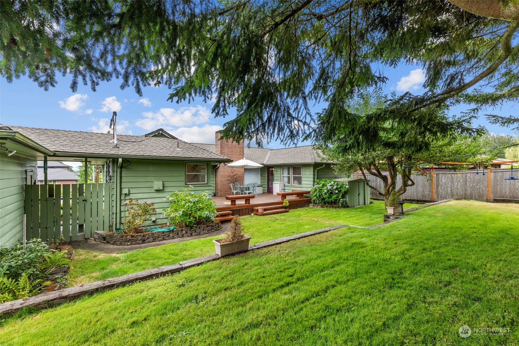 610 View Ridge Drive Everett, WA 98203 - Photo 33 of 35