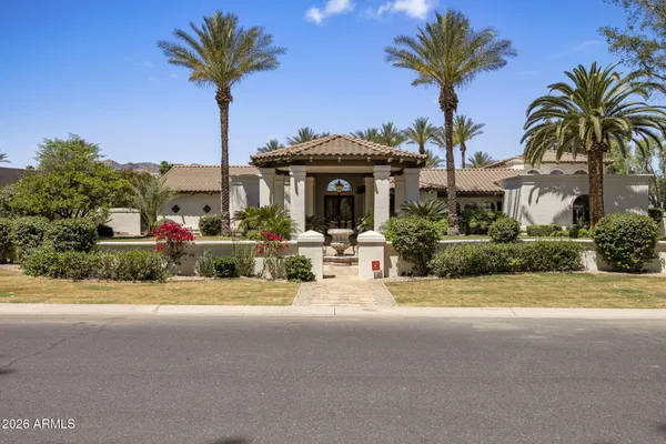 $4,500,000 | 8700 North 58th Place, Paradise Valley, AZ 85253
