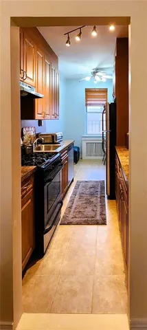 $398,000 | 1801 Avenue North, Unit 6C | Midwood