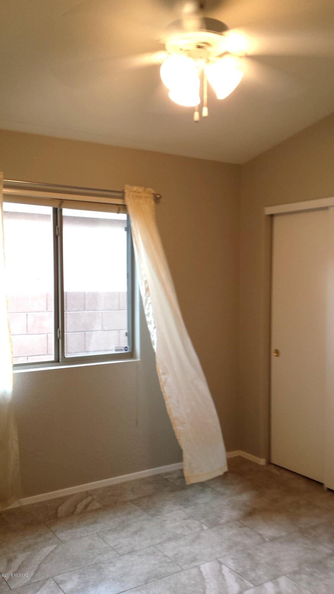 1476 North Old Ranch Road Tucson, AZ 85745 - Photo 27 of 40