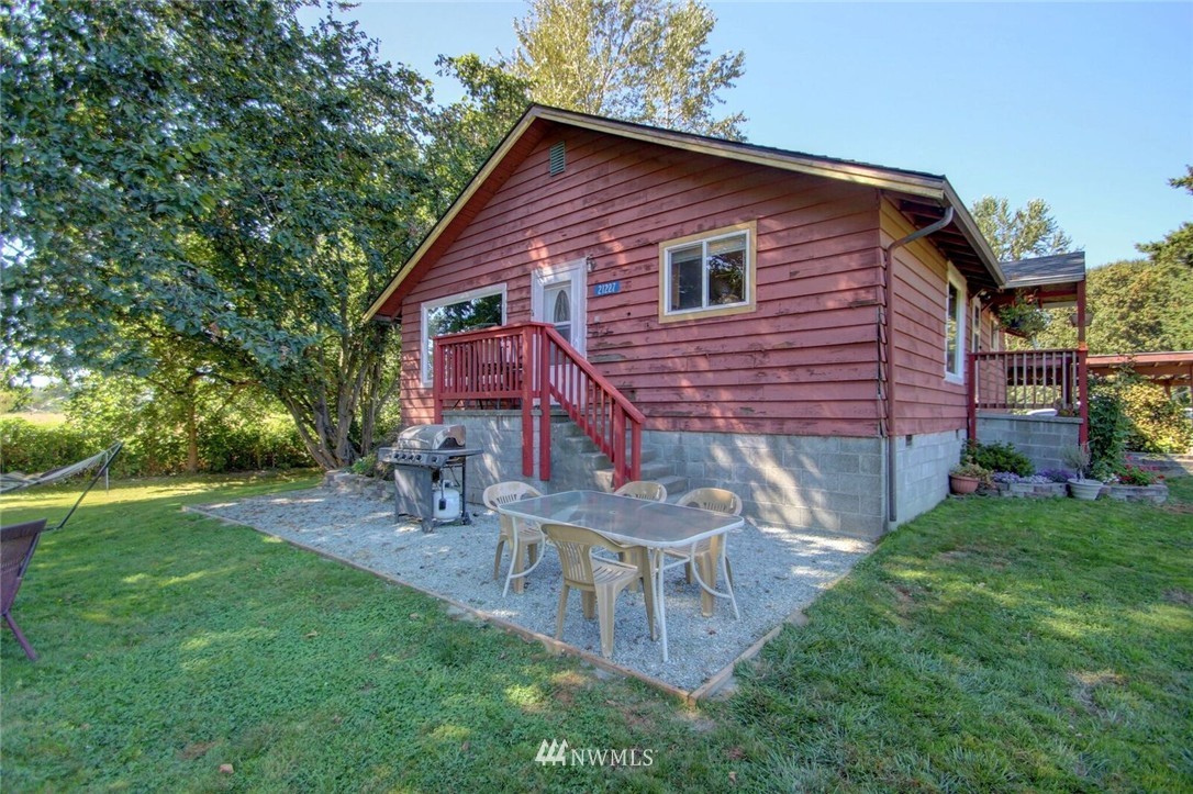 21227 Francis Road Mount Vernon, WA 98273 - Photo 18 of 25 Gallery Image 18