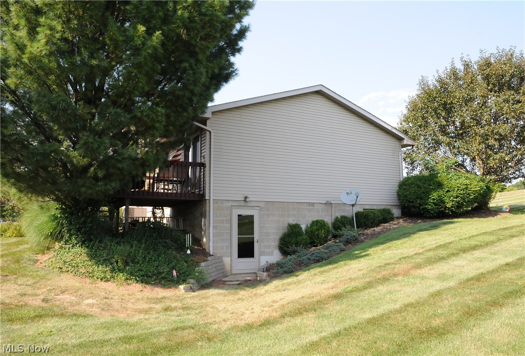 1235 Maple Brook Road New Concord, OH 43762 - Photo 25 of 30