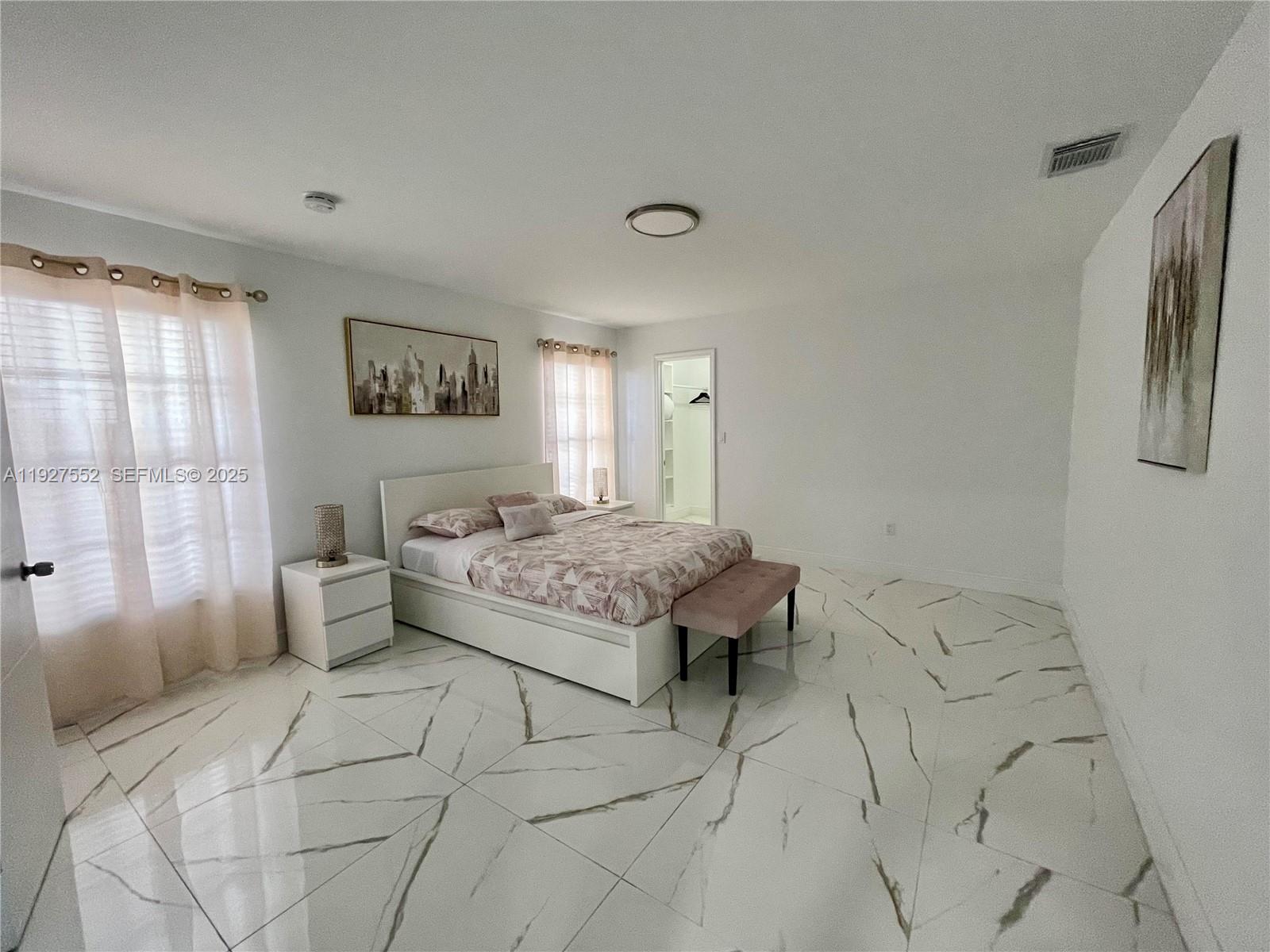 1017 Southwest 124th Court Miami, FL 33184 - Photo 4 of 19