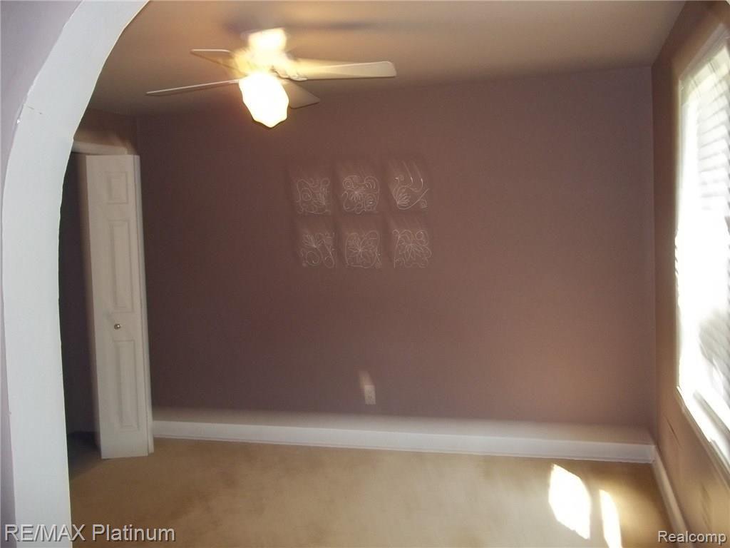 4411 East Allen Road Howell, MI 48855 - Photo 22 of 43