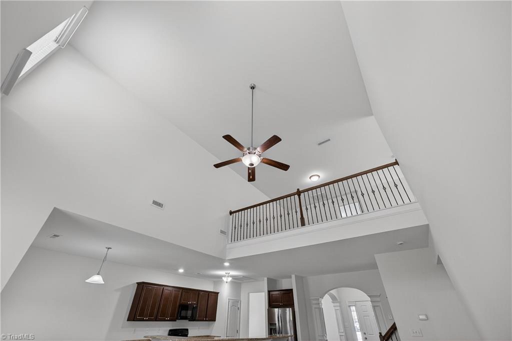 2511 Copperleaf Court High Point, NC 27265 - Photo 15 of 43 Gallery Image 15