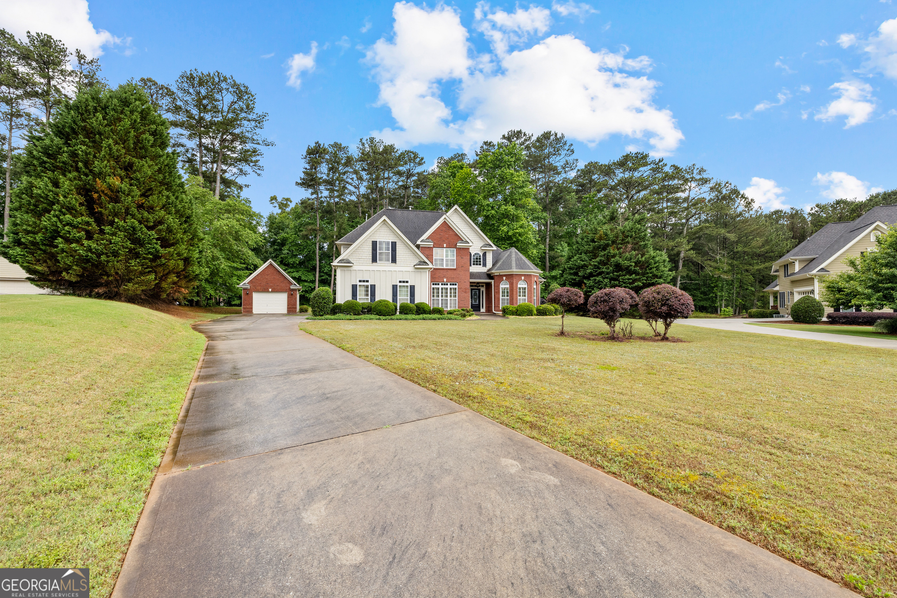 120 Shankhill Ridge Tyrone, GA 30290 - Photo 2 of 54 a front view of a house with a yard