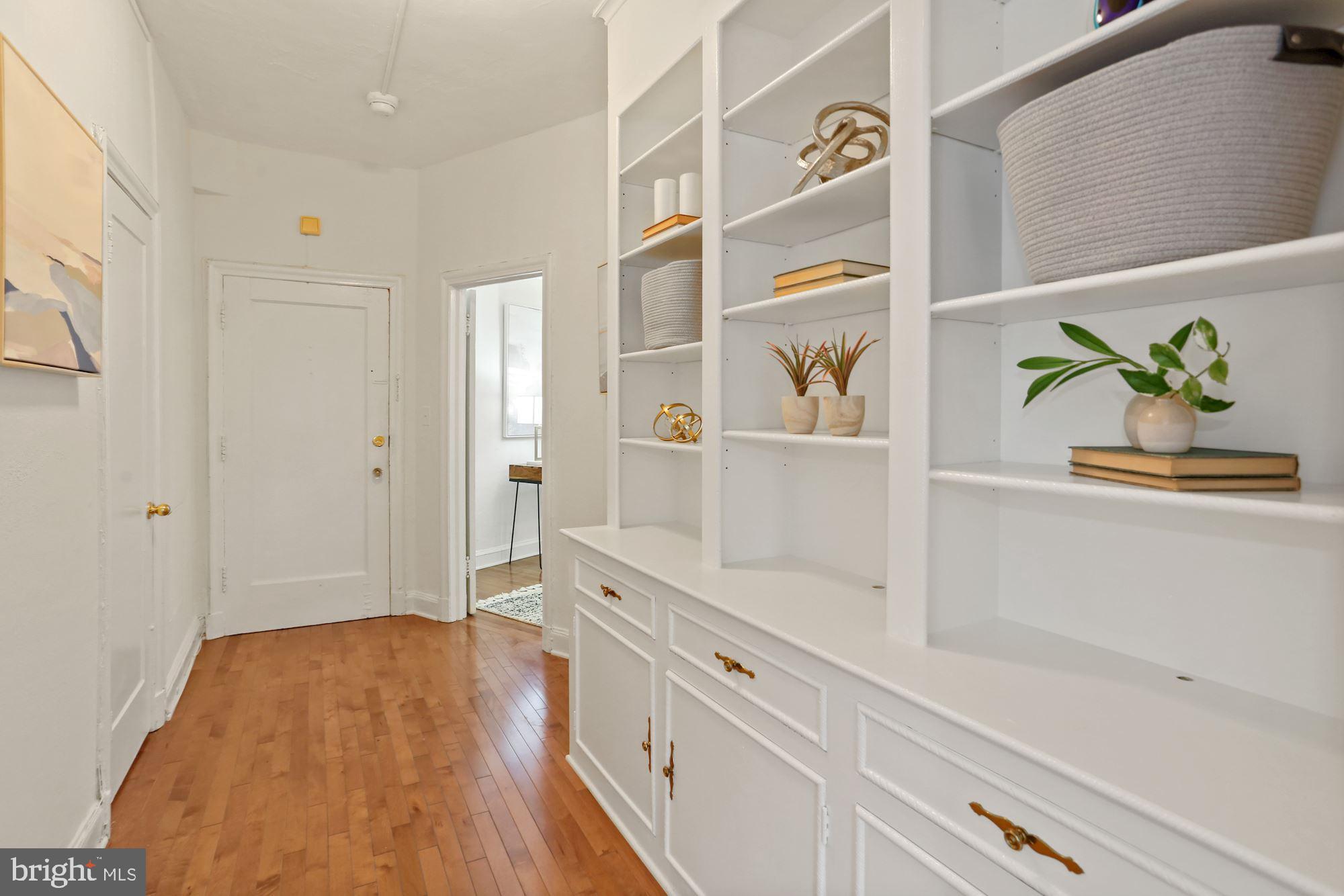 2032 Belmont Road Northwest, Unit 402 Washington, DC 20009 - Photo 3 of 41 Gallery Image 3