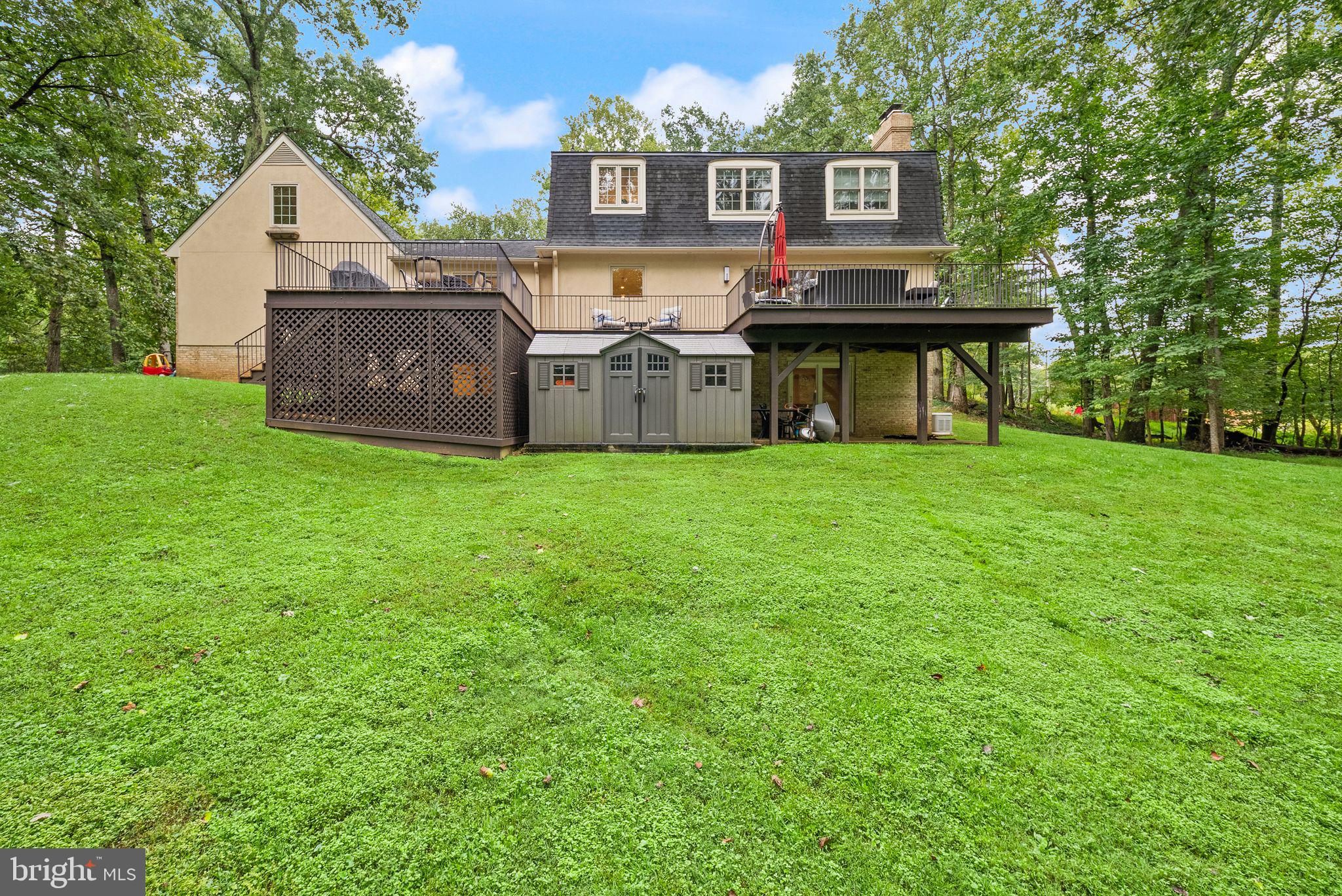 1716 Besley Road Vienna, VA 22182 - Photo 45 of 48 Back of house.