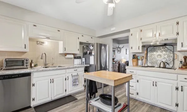 $1,799 | 1030 East Bethany Home Road, Unit 6, Phoenix, AZ 85014