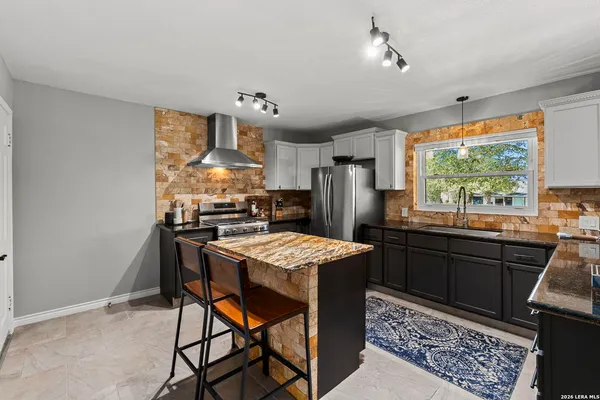 $385,000 | 114 Blakeley Drive, San Antonio, TX 78209