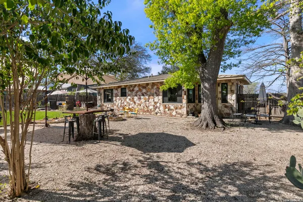 $385,000 | 114 Blakeley Drive, San Antonio, TX 78209