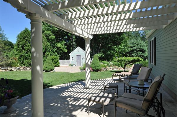 11 Putnam Road Acton, MA 01720 - Photo 2 of 23 Gallery Image 2