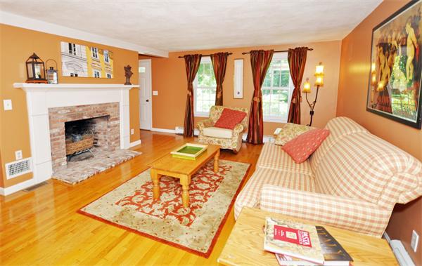 11 Putnam Road Acton, MA 01720 - Photo 4 of 23 Gallery Image 4