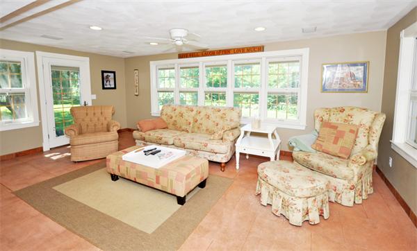 11 Putnam Road Acton, MA 01720 - Photo 5 of 23 Gallery Image 5