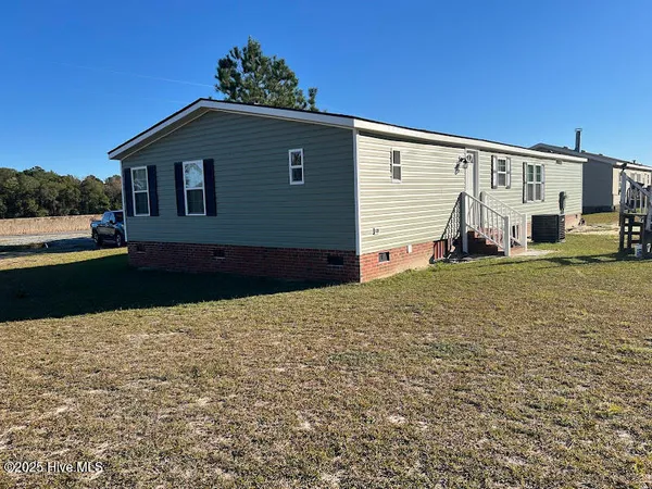 $199,900 | 542 Red Oak Farm Road, Tar Heel, NC 28392