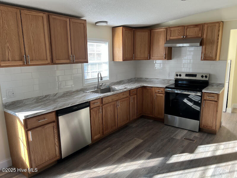 542 Red Oak Farm Road Tar Heel, NC 28392 - Photo 4 of 10 IMG_0419