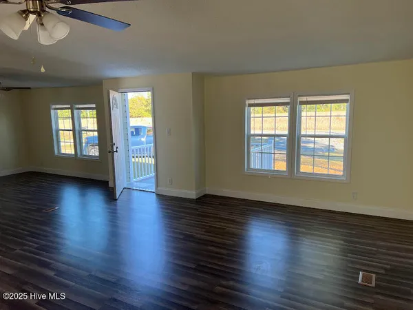 $199,900 | 542 Red Oak Farm Road, Tar Heel, NC 28392